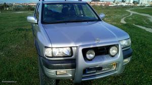 Opel Frontera LIMITED Janeiro/01 - à venda - Ligeiros