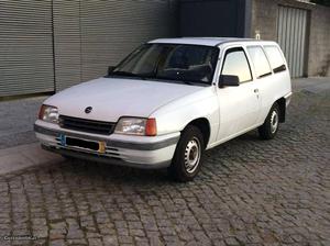 Opel Kadett Kadett Caravan Abril/90 - à venda - Comerciais