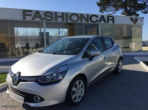 Renault Clio 1.5 dCi Confort Janeiro/15 - à venda -