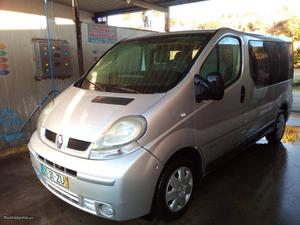 Renault Trafic Impecavel no geral Abril/05 - à venda -