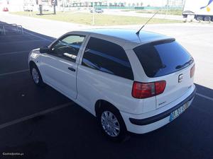 Seat Ibiza Van 1.9 SDI Outubro/00 - à venda - Comerciais /