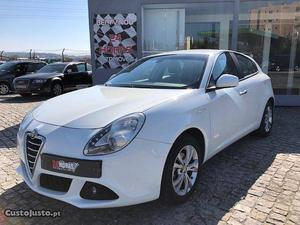 Alfa Romeo Giulietta 1.6JTDm NAC Junho/11 - à venda -