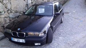 BMW 318 Carrinha Maio/97 - à venda - Ligeiros Passageiros,