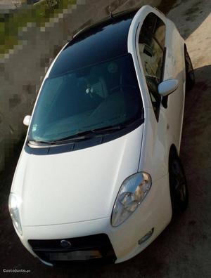 Fiat Grande Punto Mk 2 Março/06 - à venda - Comerciais /