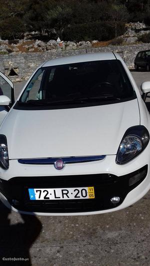 Fiat Grande Punto passageiros 5 lug Junho/11 - à venda -