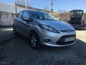 Ford Fiesta 1.4tdci 147mil km Junho/10 - à venda - Ligeiros