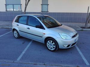 Ford Fiesta Guia 1.2 COM A/C Março/05 - à venda - Ligeiros