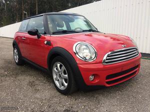 MINI Cooper 1.6 D Fevereiro/10 - à venda - Ligeiros