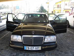Mercedes-Benz 200 impecável de tudo Abril/95 - à venda -