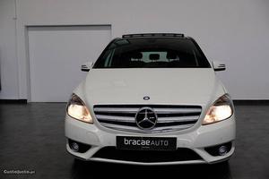 Mercedes-Benz B 180 CDI BE Auto Maio/14 - à venda -