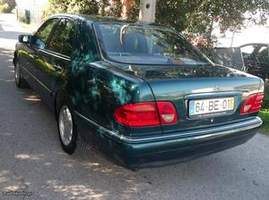 Mercedes-Benz E 220 ELEGANCE Janeiro/97 - à venda -