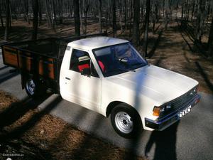 Nissan Pick Up Caixa Aberta Março/85 - à venda -