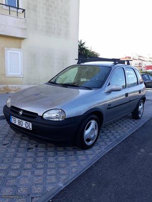 Opel Corsa td Outubro/95 - à venda - Ligeiros Passageiros,