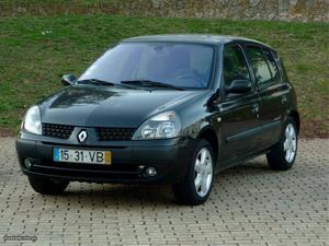 Renault Clio Billabong v Maio/03 - à venda - Ligeiros