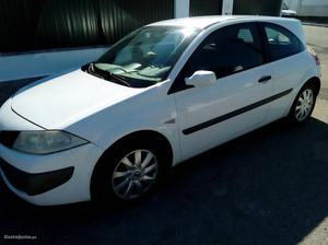 Renault Mégane 1.5dci)A/C Junho/07 - à venda - Ligeiros