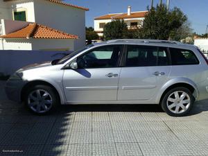 Renault Mégane brek de 105cv Março/07 - à venda -