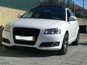 Audi A3 1.6 TDI sportback Abril/10 - à venda - Ligeiros