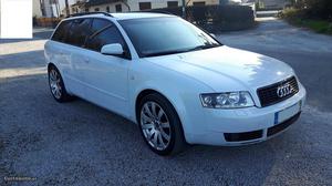 Audi A4 1.9 TDI, 130 CV Junho/03 - à venda - Ligeiros