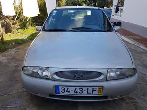 Ford Fiesta  portas Maio/98 - à venda - Ligeiros