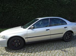 Honda Accord 1.8 vtec Julho/99 - à venda - Ligeiros