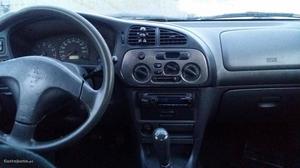 Mitsubishi Lancer 1.3 Março/99 - à venda - Ligeiros