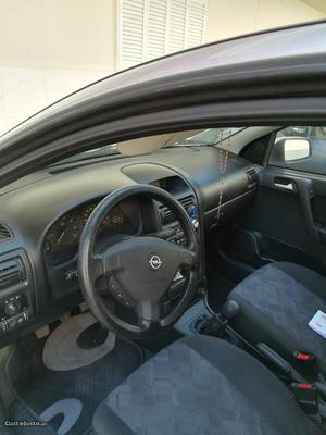 Opel Astra cv 16v Dezembro/00 - à venda - Ligeiros