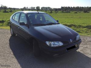 Renault Mégane - Aceito propostas Outubro/98 - à venda -