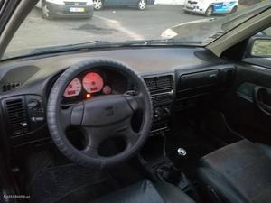 Seat Ibiza sport de 90 cv com mais xxx Março/97 - à venda