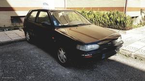 Toyota Corolla  Fevereiro/89 - à venda - Ligeiros