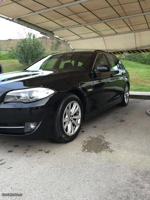 BMW 520 Touring Novembro/12 - à venda - Ligeiros