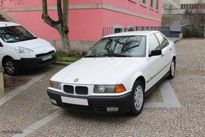 BMW  i 100cv (4p) Agosto/93 - à venda - Ligeiros