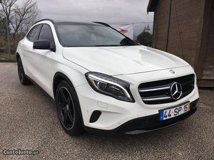 Mercedes-Benz GLA 200 CDI Urban Outubro/15 - à venda -