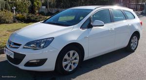 Opel Astra 1.6CDTI 110Cv Abril/15 - à venda - Ligeiros