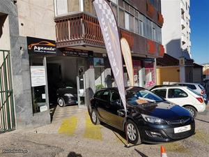 Opel Astra ST 1.3 CDTi Enjoy Maio/14 - à venda - Ligeiros