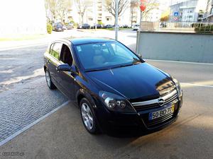 Opel Astra aceito retoma Janeiro/06 - à venda - Ligeiros