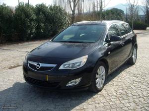 Opel Astra st 1.7 cdti Cosmo Novembro/11 - à venda -