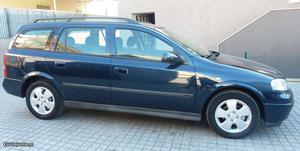 Opel Astra v Club Caravan Junho/02 - à venda -
