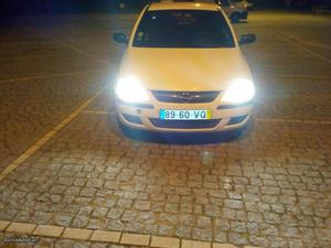 Opel Corsa 1.3 Cdti Novembro/03 - à venda - Comerciais /
