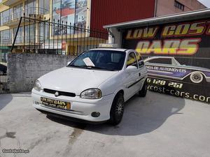 Opel Corsa 1.5 TD Sport Dezembro/98 - à venda - Comerciais