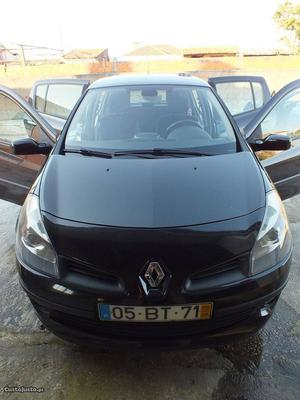 Renault Clio 1.5 dCi 105cv cx6 Junho/06 - à venda -