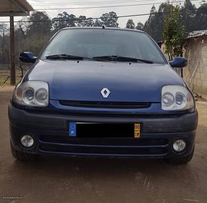 Renault Clio 1.9d Dezembro/00 - à venda - Comerciais / Van,