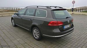 VW Passat Variante Confort Line 2.0 Outubro/13 - à venda -