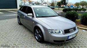 Audi A4 1.9 tdi 130cv Outubro/04 - à venda - Ligeiros