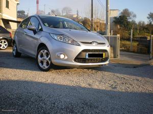 Ford Fiesta 1.4 TDCI Outubro/10 - à venda - Ligeiros