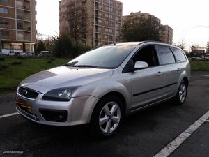 Ford Focus sw 1.6 tdci 110cv Nacional Março/06 - à venda -