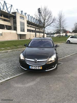 Opel Insignia 2.0 CDTI Cosmo S/S Dezembro/13 - à venda -