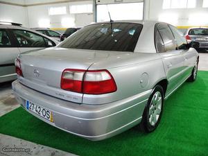 Opel Omega 2.5TD Elegance 130Cv Janeiro/00 - à venda -