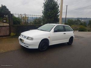 Seat Ibiza 1.9d Dezembro/98 - à venda - Comerciais / Van,