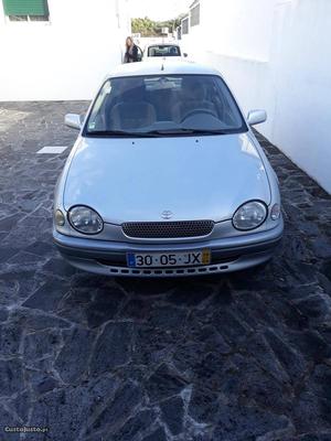 Toyota Corolla xli Abril/98 - à venda - Ligeiros