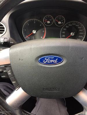 Ford Focus Carrinha Maio/07 - à venda - Ligeiros